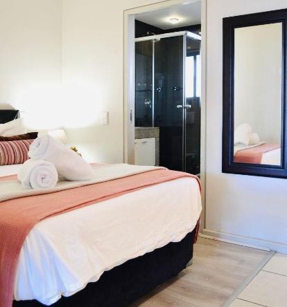 To Let 1 Bedroom Property for Rent in De Waterkant Western Cape